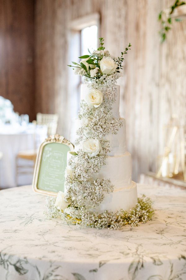 Cakes & Desserts